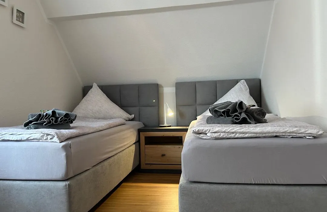 Haus Pop-1
